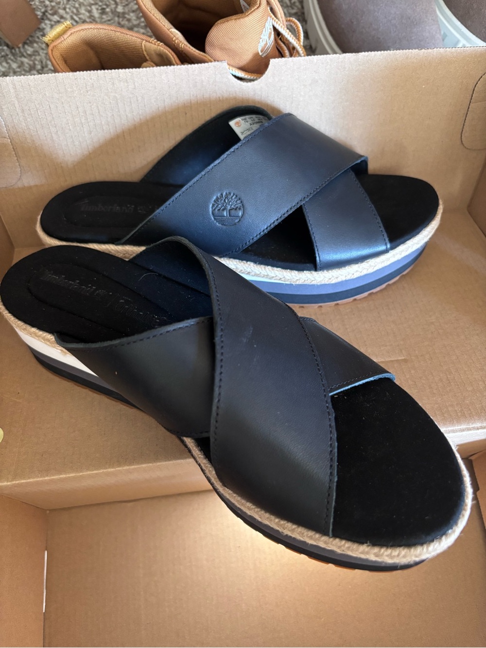 Brand New! Timberland Black Leather Crisscross Platform Slide Sandals